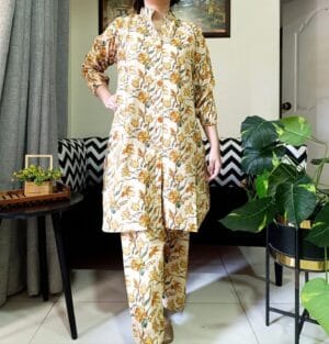 Original Brands Khaddar 2-Piece Pocket Style Stitched Printed Suit - Image 9