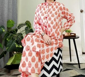 Original Brands Khaddar 2-Piece Pocket Style Stitched Printed Suit - Image 3