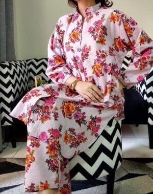 Original Brands Khaddar 2-Piece Pocket Style Stitched Printed Suit - Image 4